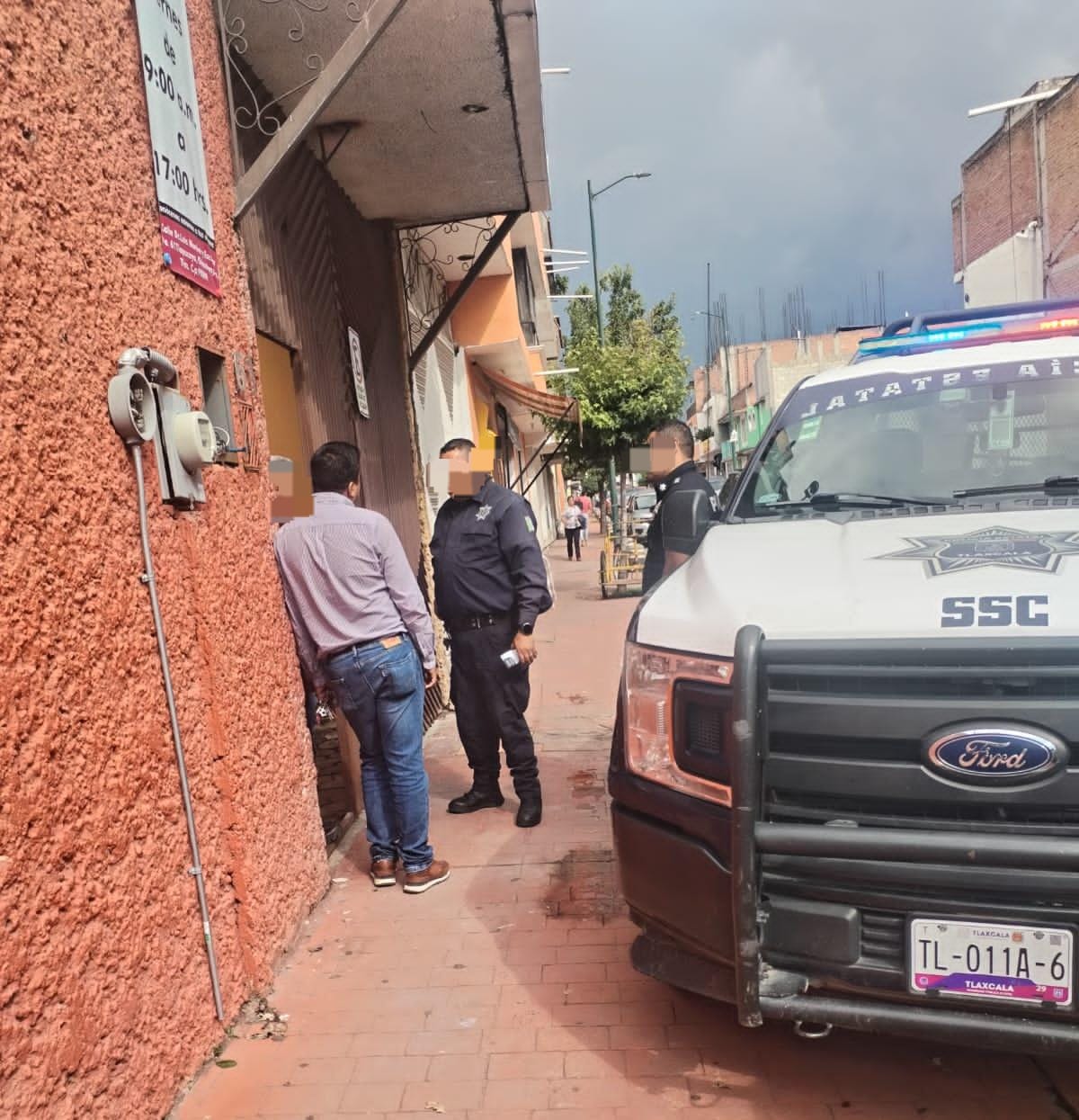 Foto: Cortesía Asaltan notaría en Chiautempan; roban 100 mil pesos y abandonan motocicleta en huida