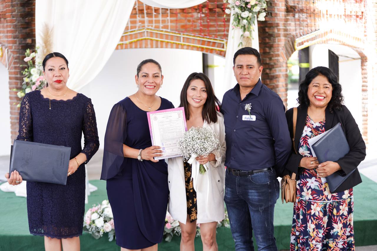 Comunicado oficial Fortalece Lupita Cuautle núcleo familiar con jornada de bodas gratuitas