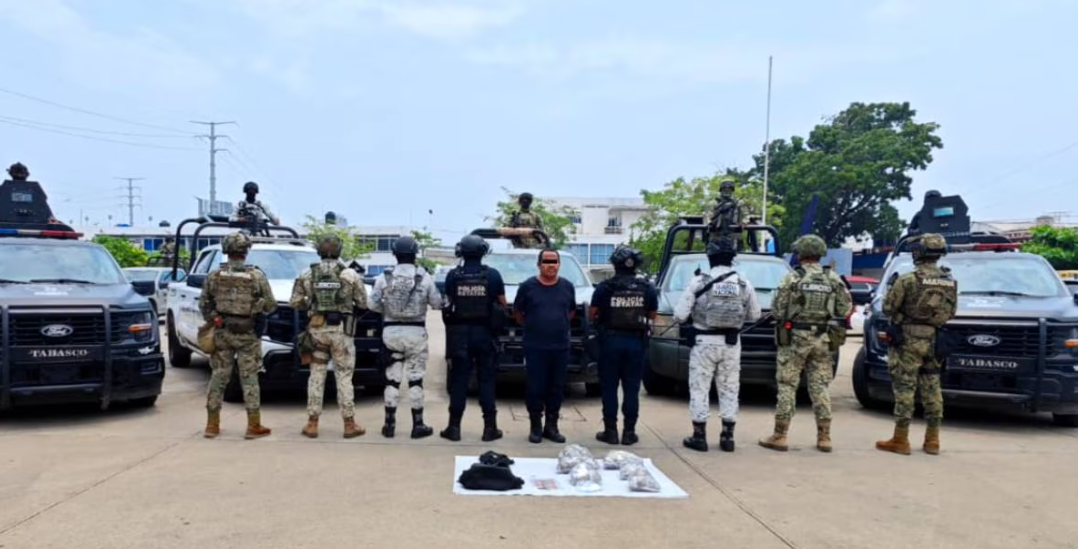 Foto: Cortesía Detienen en Tabasco a policía que usaba su patrulla para vender drogas