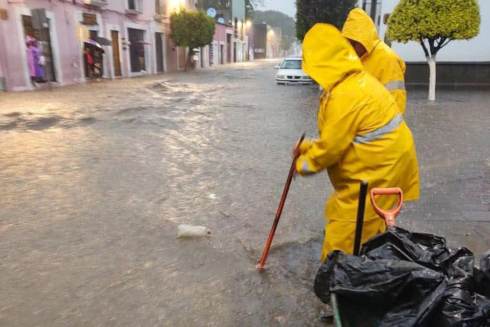 Foto: Cortesía Lluvia vuelve a rebasar al Ayuntamiento Capitalino