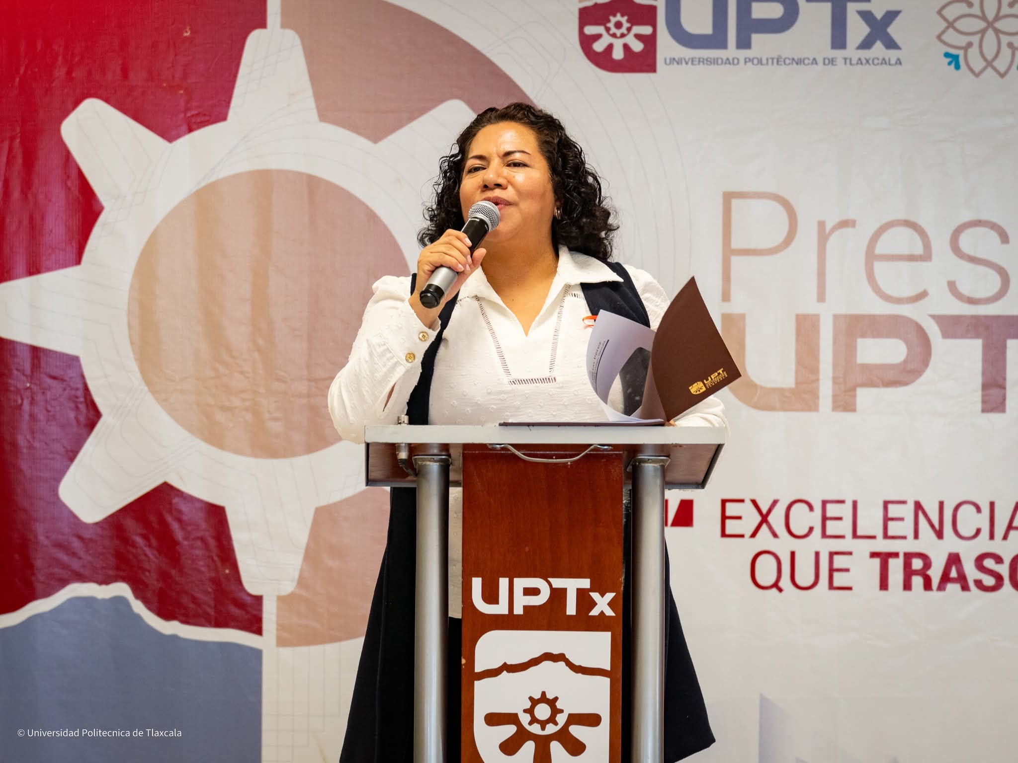 Foto: Cortesía Niega UPTx denuncias de alumnos; acusaciones "desvirtúan imagen de directora"