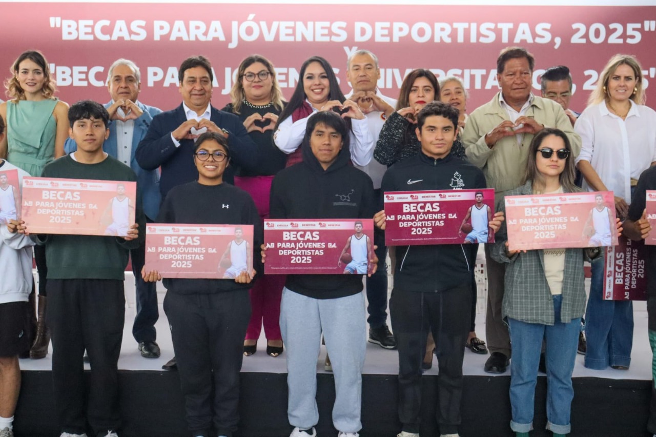 Comunicado oficial Entrega Tonantzin Fernández becas a jóvenes estudiantes y deportistas de San Pedro Cholula