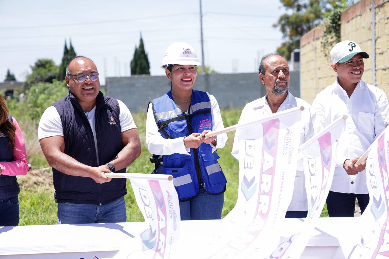 Comunicado oficial Arranca Lupita Cuautle obra de adoquinamiento y servicios en San Rafael Comac