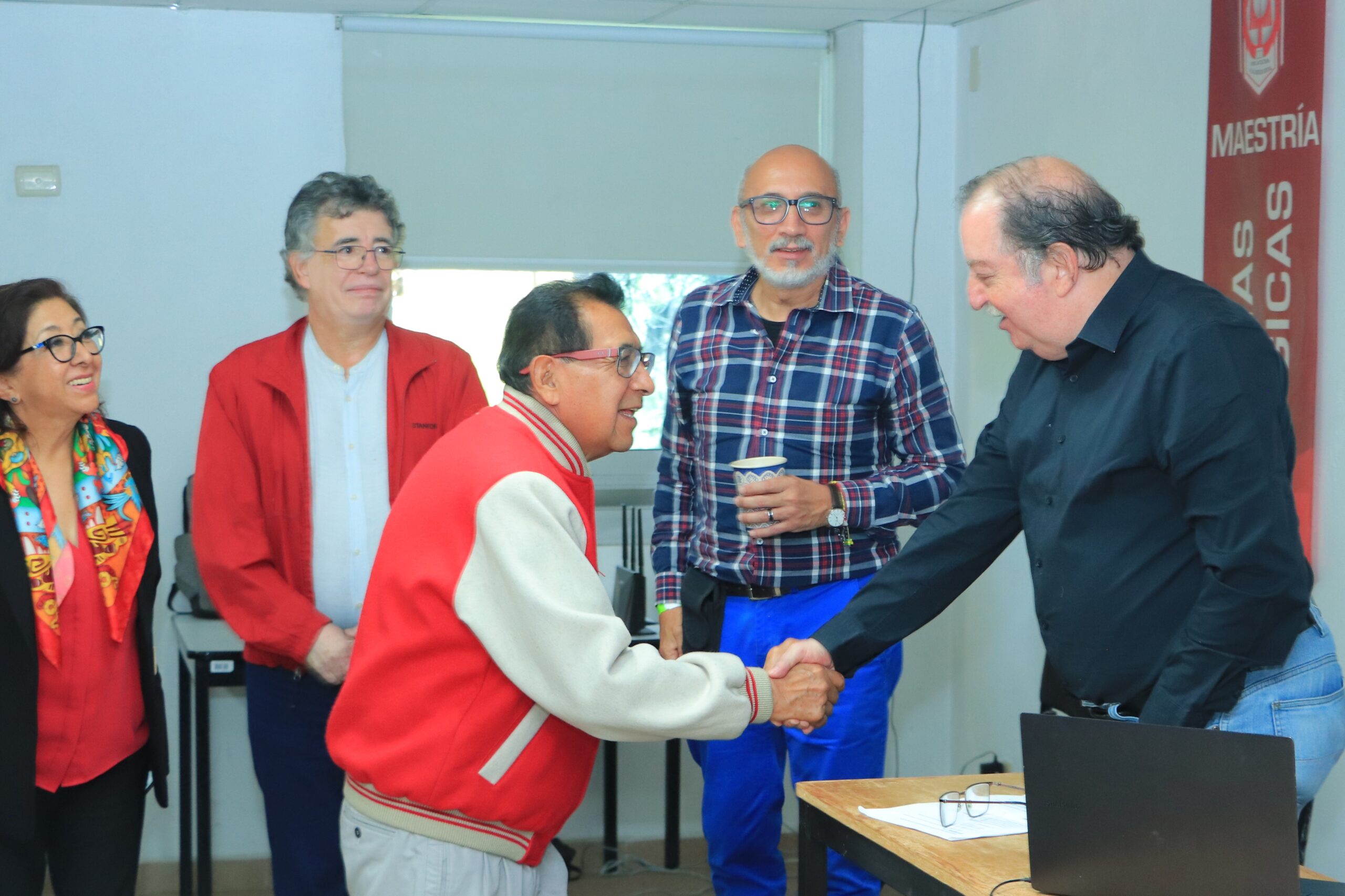 Foto: Cortesía Rector de la UATx se reúne con Pepe Gordon para fortalecer divulgación científica