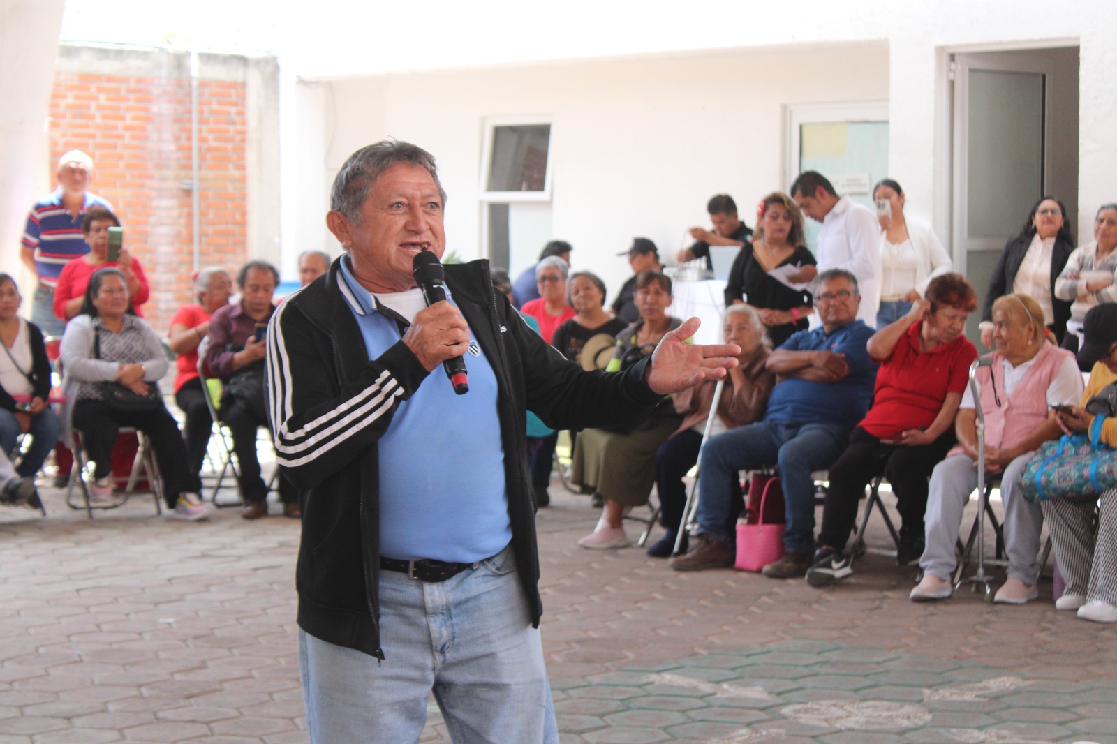 festejan abuelitos coronango 5