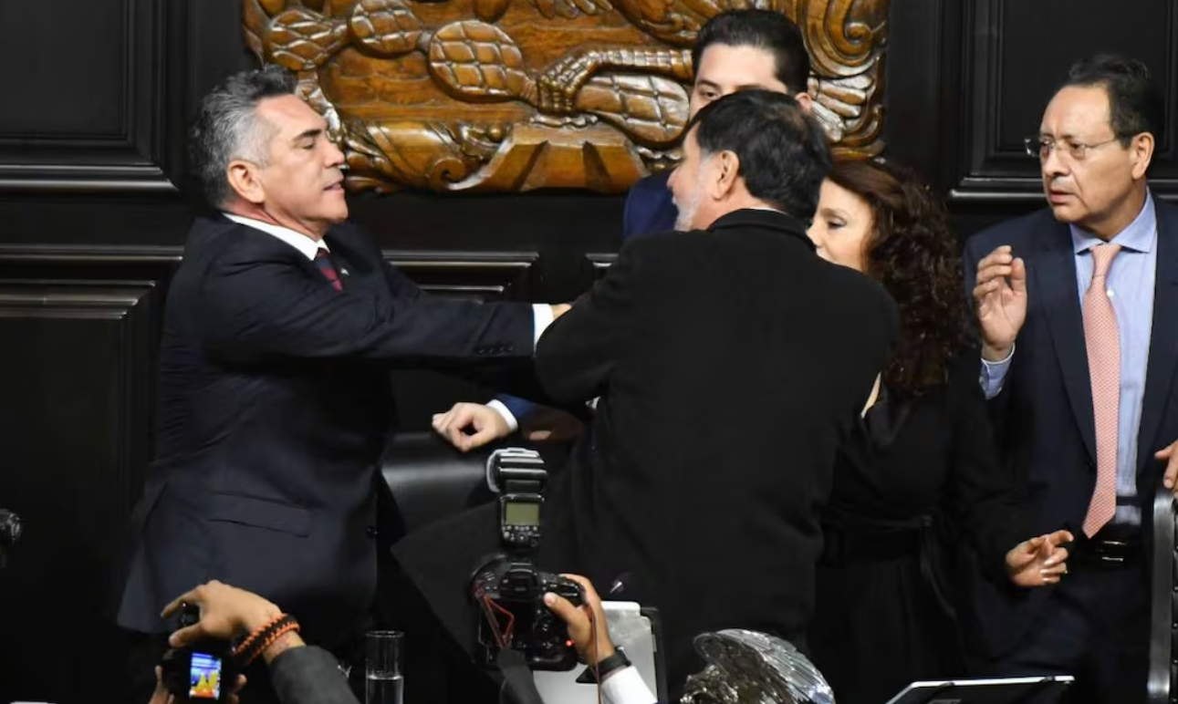 Foto: Cortesía Alejandro Moreno denuncia a Fernández Noroña por amenazas ante la FGR