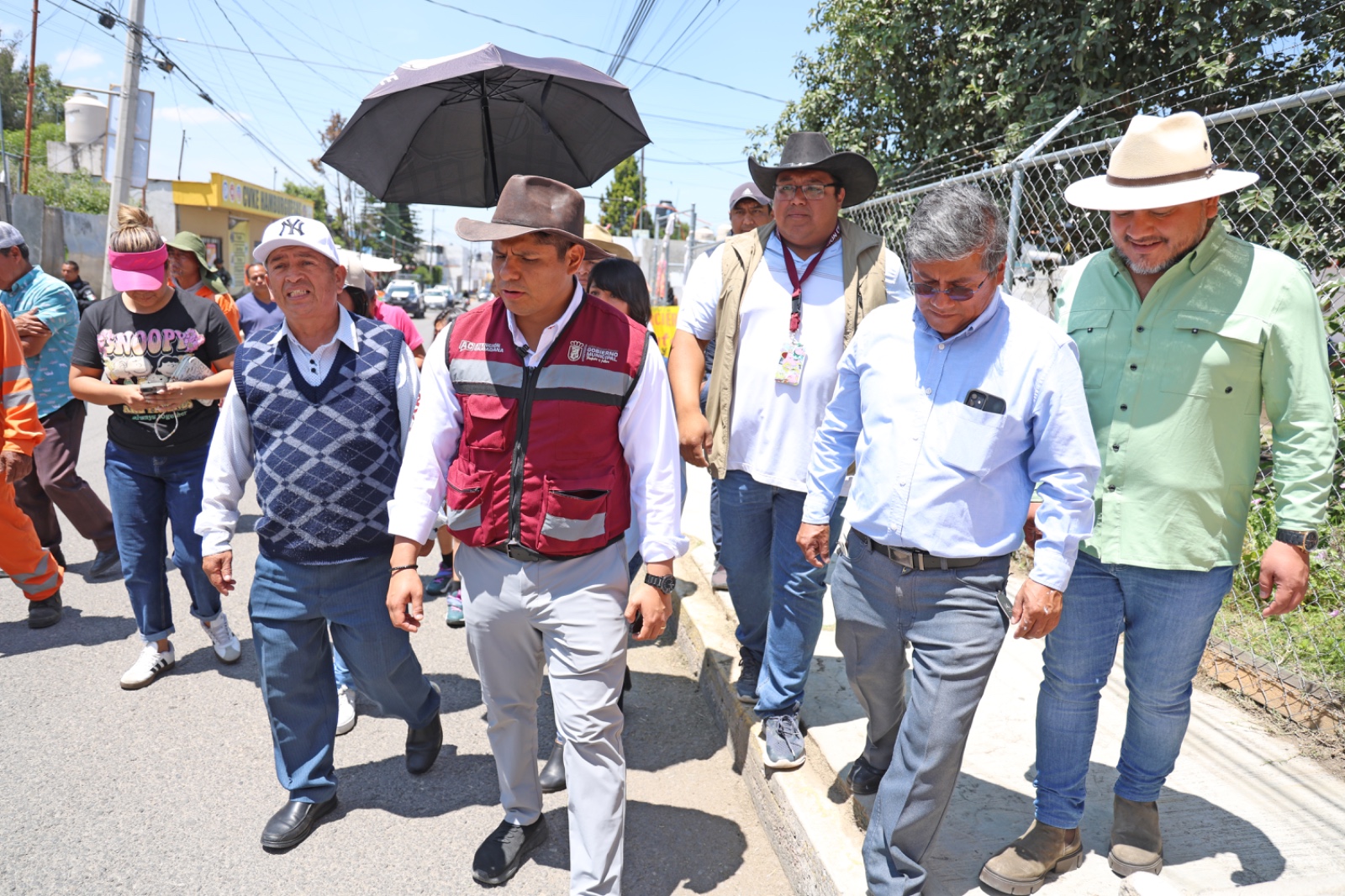 Comunicado oficial Anuncia Omar Muñoz construcción de clínica de salud y subcomandancia en San Lorenzo Almecatla