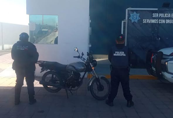 Por: Cortesía Lula Pineda Detienen a sujeto en Coronango por conducir motocicleta con reporte de robo