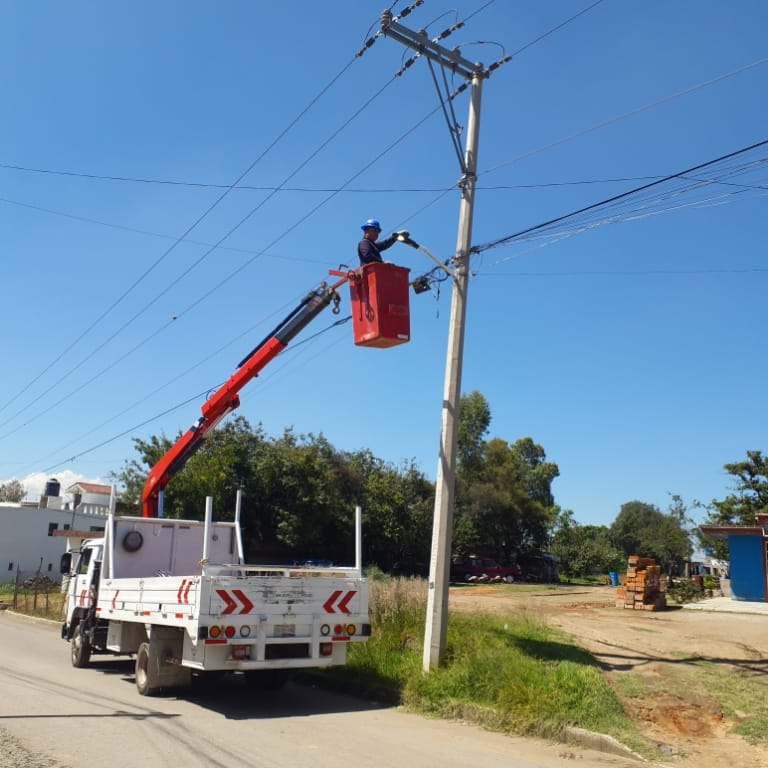 San Pedro Cholula mejora iluminación y vialidades en diversas zonas del municipio