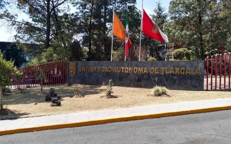 Foto: Cortesía Docentes cuestionan "humanismo" de la UATx, los mandan de vacaciones sin prestaciones de ley
