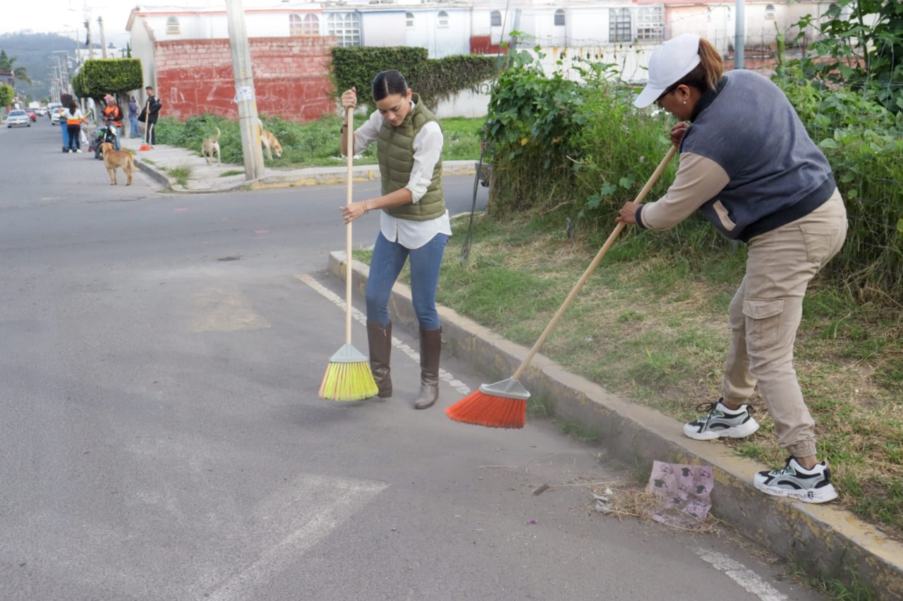 Por: Cortesía Lula Pineda Arranca en San Pedro Cholula primera faena “Barriendo Tu Calle”
