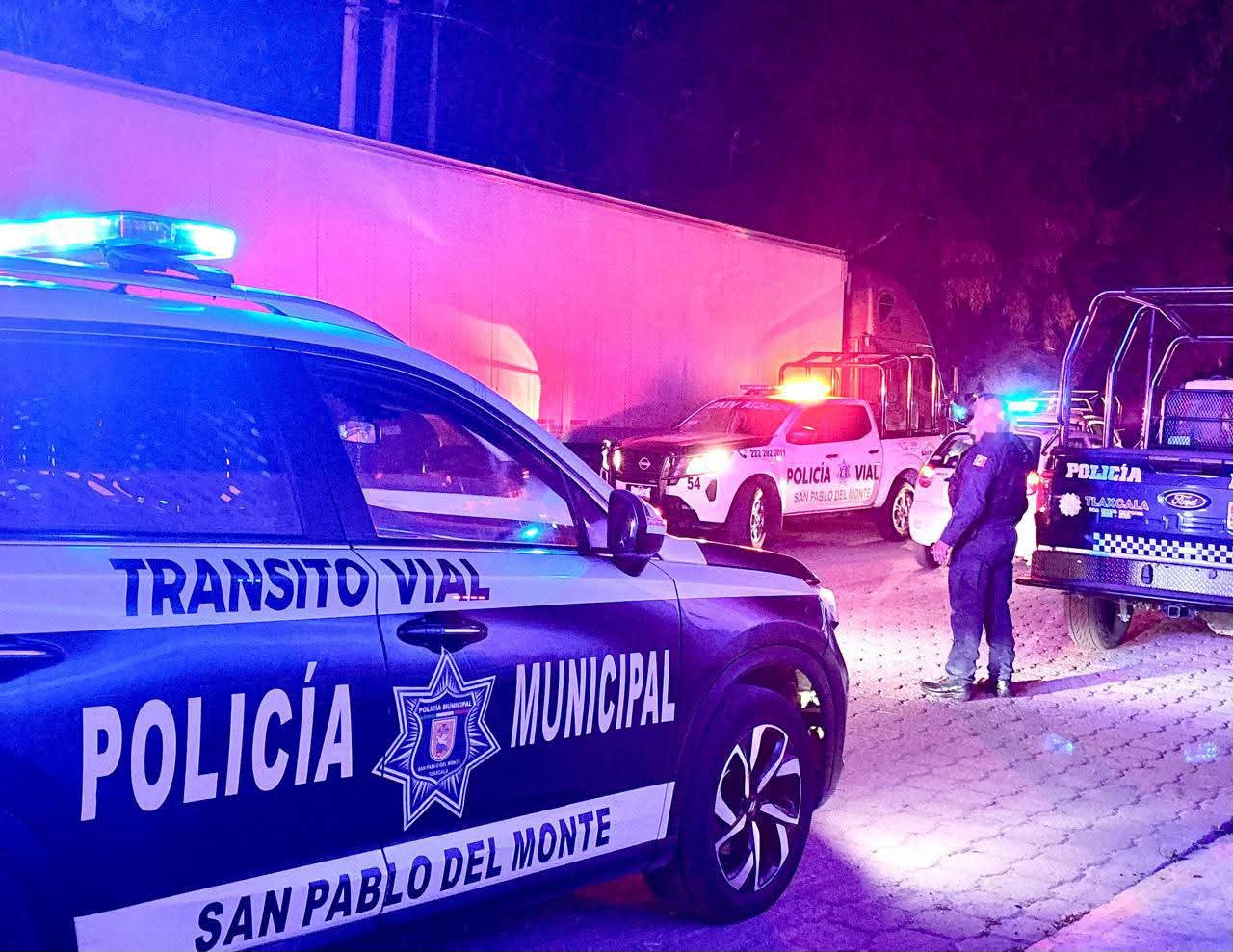 Foto: Cortesía Tractocamion con reporte de robo es localizado en San Pablo del Monte