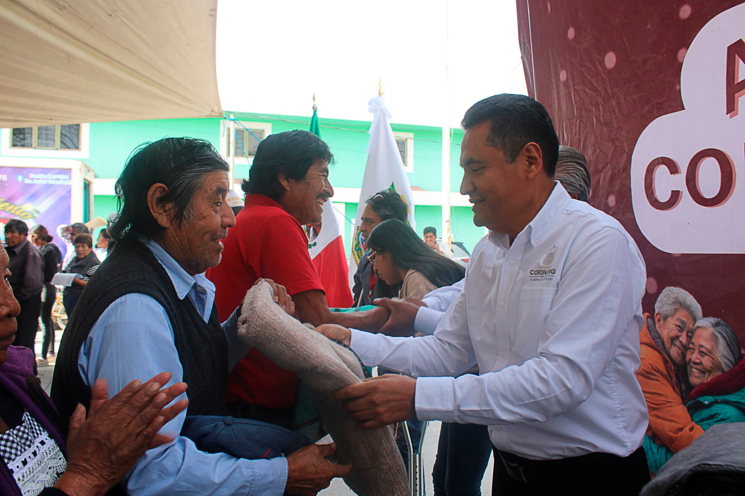 entregan más de 2 mil chaarras 1