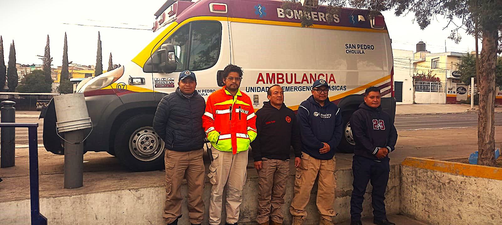 Por: Cortesía Lula Pineda Combate más de 15 incendios en un día con apoyo de Protección Civil y Gobernación de San Pedro Cholula