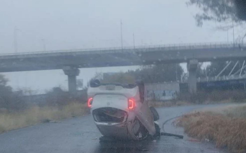 Foto: Cortesía Volcadura en la México-Puebla: un lesionado y caos vial este sábado