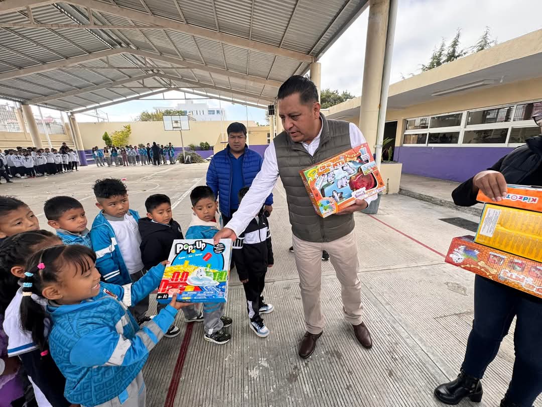 Foto: Especial Fundación acusa a conductor de TV Azteca por "rumores y comentarios falsos"