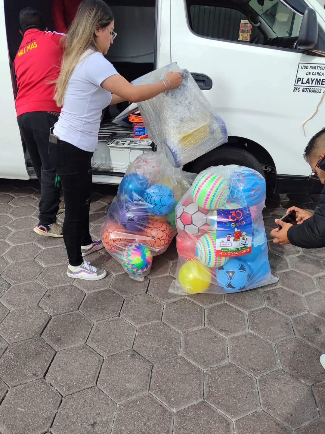 Foto: Especial  Señala Jorge Garralda a fundación por desaparición de juguetes, chocolate y utilería del Juguetón