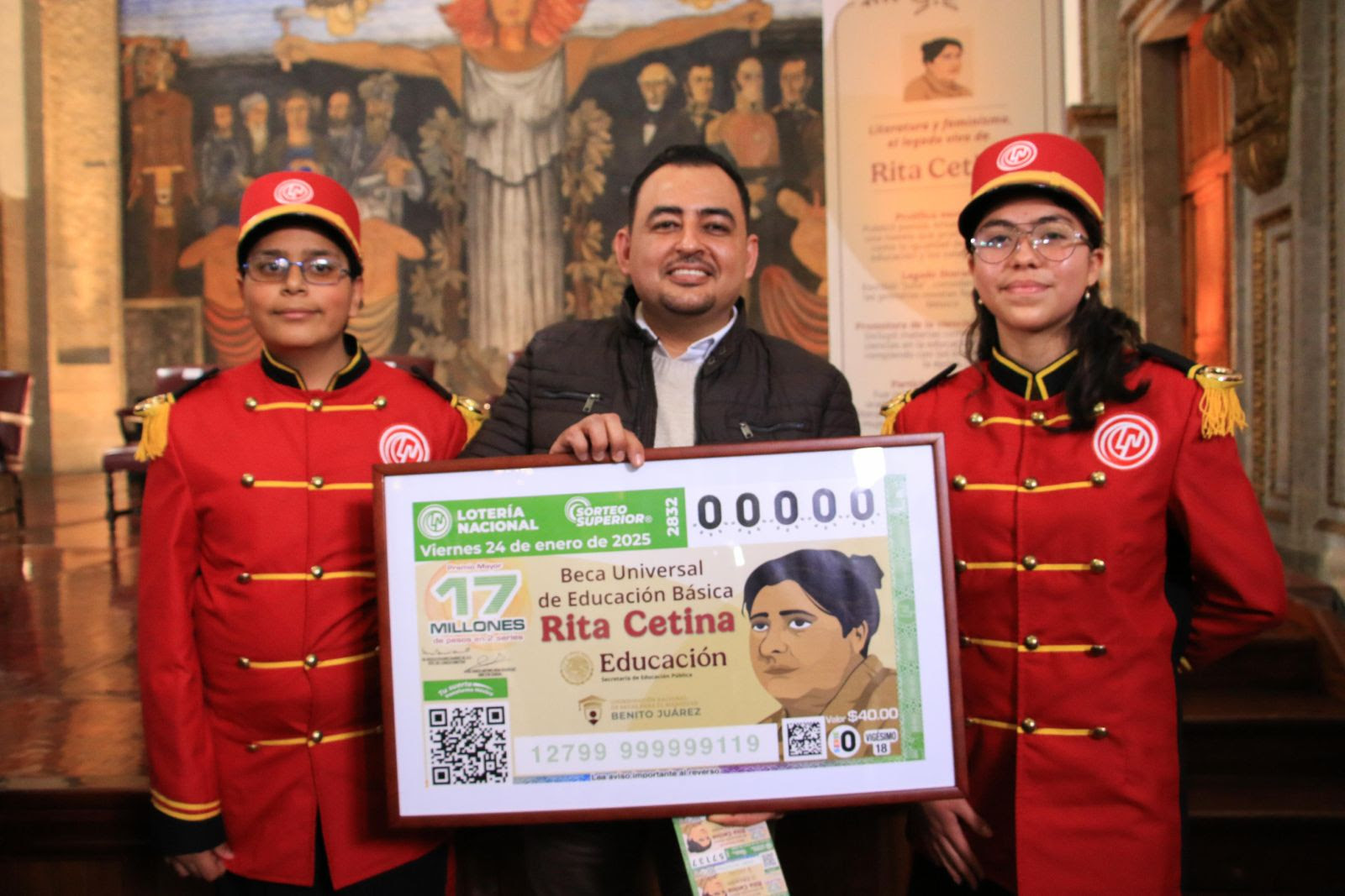 Foto: Cortesía SEP y Lotería Nacional rinden homenaje a la Beca “Rita Cetina”