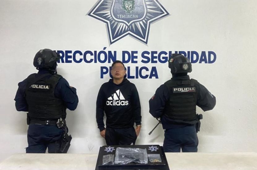Foto: Cortesía Detienen a “El Chaparro” en Tehuacán con arma de fuego tras operativo