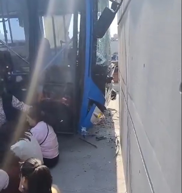 Foto: Cortesía Accidente en el trolebús elevado de Iztapalapa: Cuatro heridos y 38 valoraciones médicas