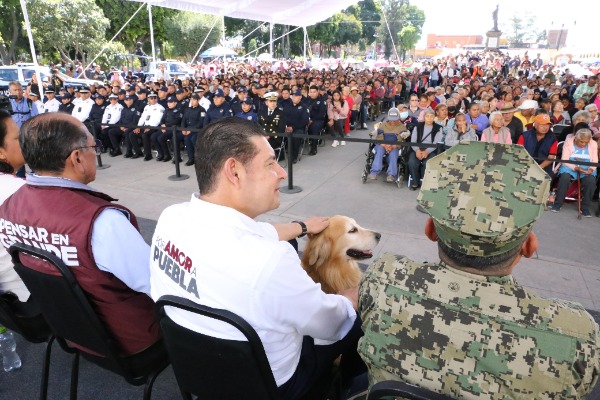 Alejandro Armenta anuncia renta de casas y empleos para migrantes deportados 