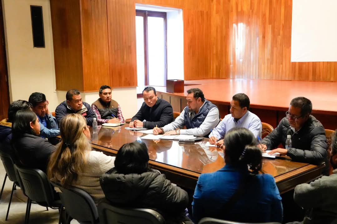 Da Gobernación respiro a trabajadores de UTT, establecen mesa de diálogo