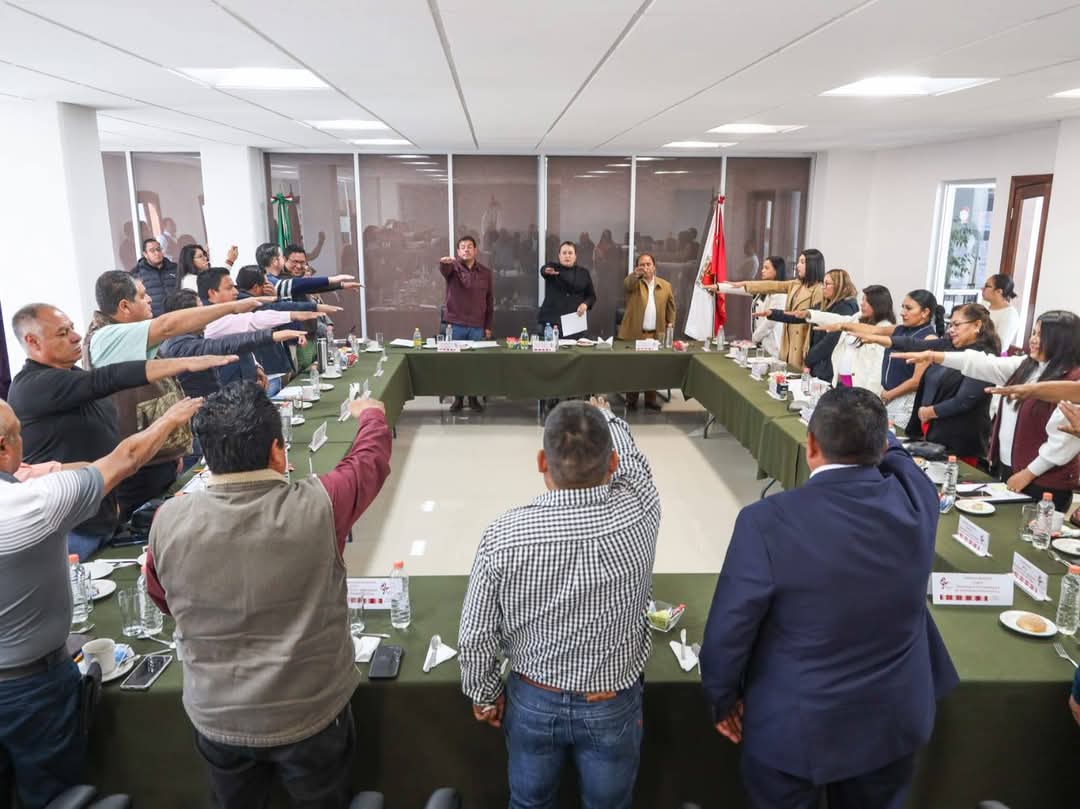 Rechazan elección en Xochiteotla, Chiautempan,  habitantes nombran a otro representante