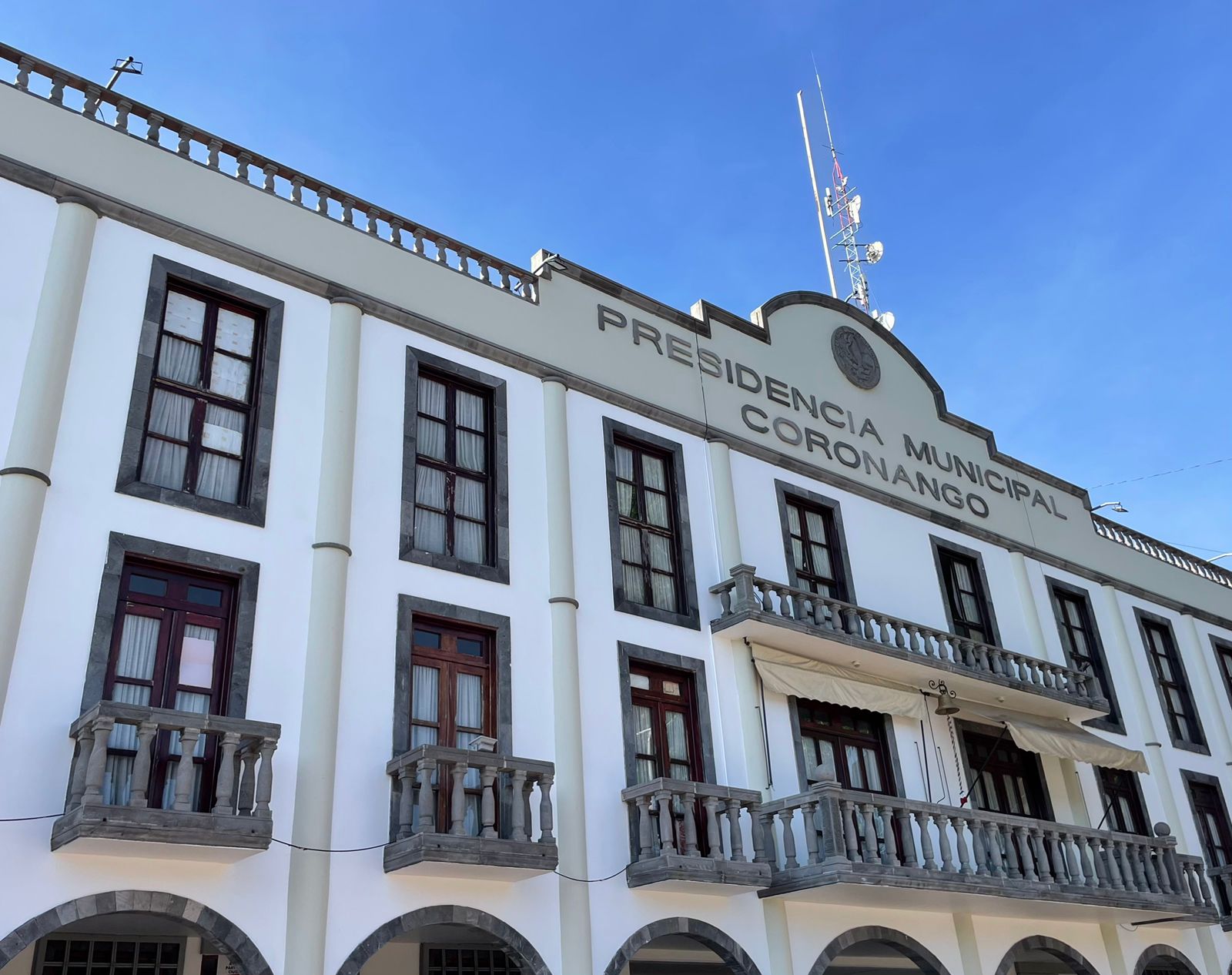 Comunicado oficial Inicia en completo orden la jornada de votación en juntas auxiliares en Coronango