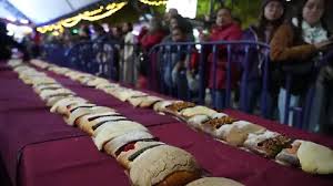 Por: Cortesía ¡Una rosca de reyes de 159 metros despide la temporada navideña en Tlaxcala!