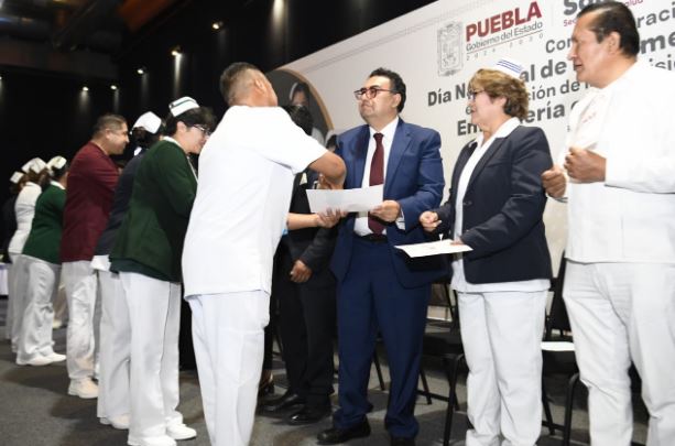 Foto: Cortesía Puebla reconoce a más de 13 mil enfermeros y toma protesta a nueva Comisión