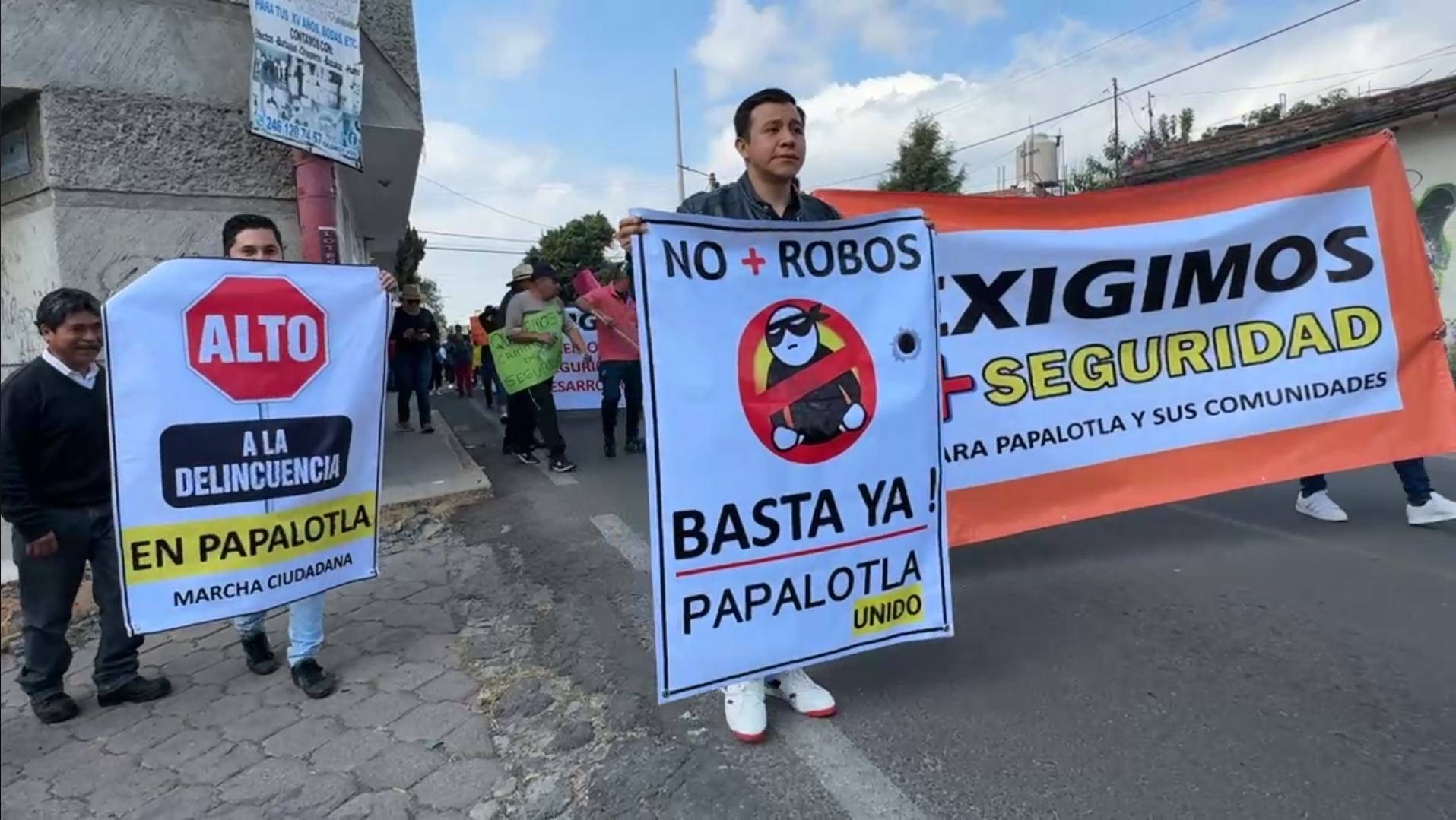 Foto: Especial  Marcha por la Paz en Papalotla: comerciantes se pronuncian contra ola de delincuencia