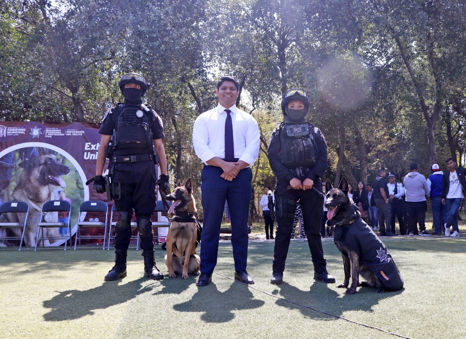 Comunicado oficial Omar Muñoz presidió exhibición canófila organizada por la SSCyPC
