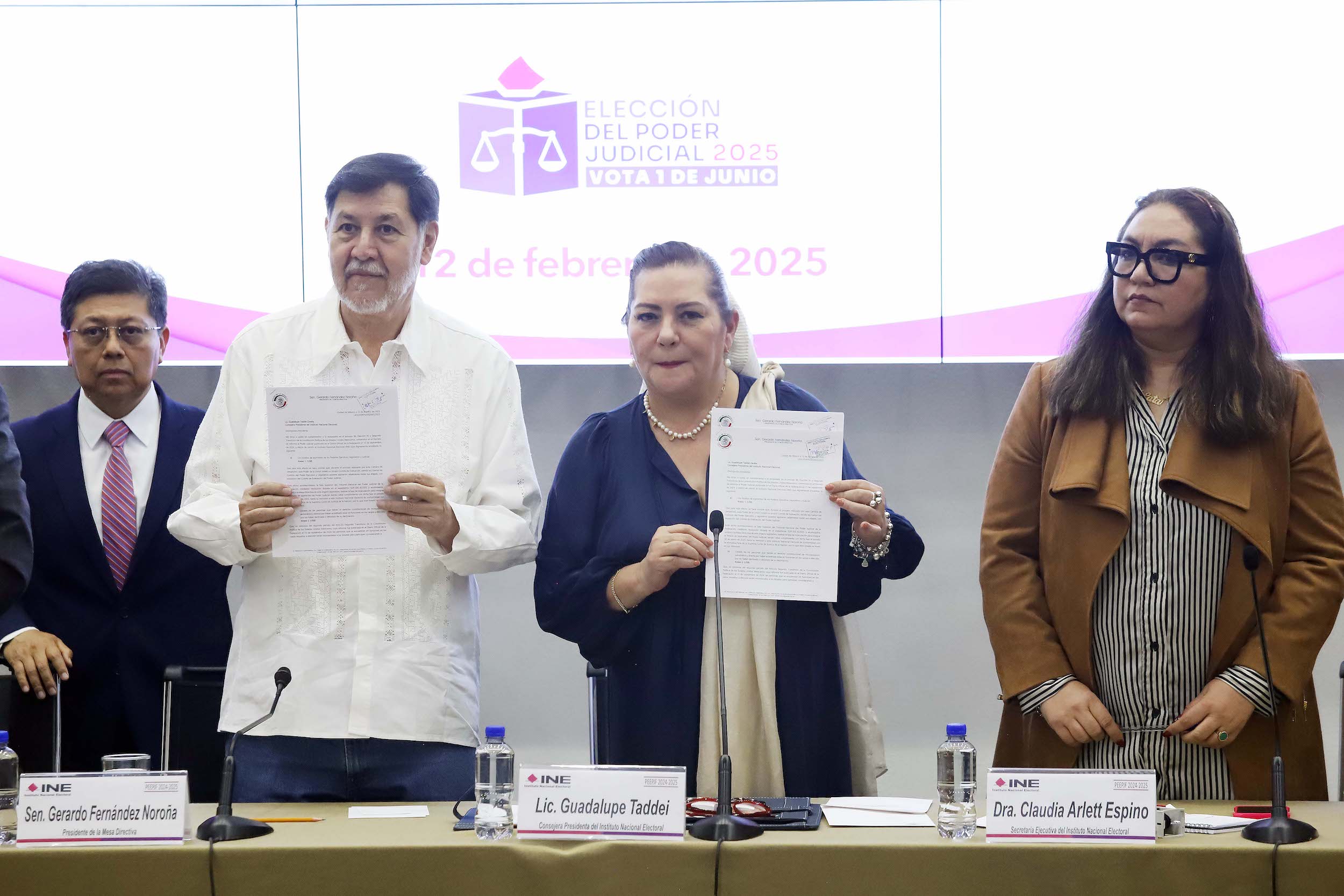 Foto: Cortesía Listas de candidaturas para la elección judicial son entregadas al INE