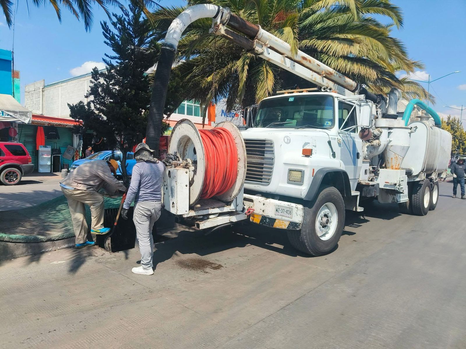 Nueva línea de conducción en Loma Florida mejorará el servicio de agua