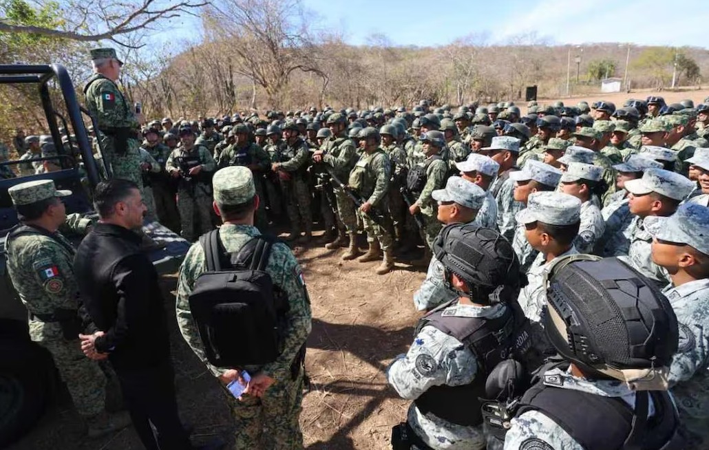 Foto: Cortesía Ómar García Harfuch supervisa operativos en Sinaloa contra el crimen