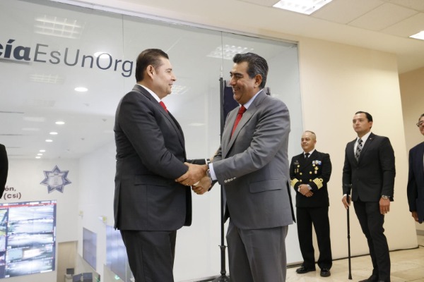 Foto: Cortesía Armenta analiza retomar proyectos heredados por Sergio Salomón Céspedes