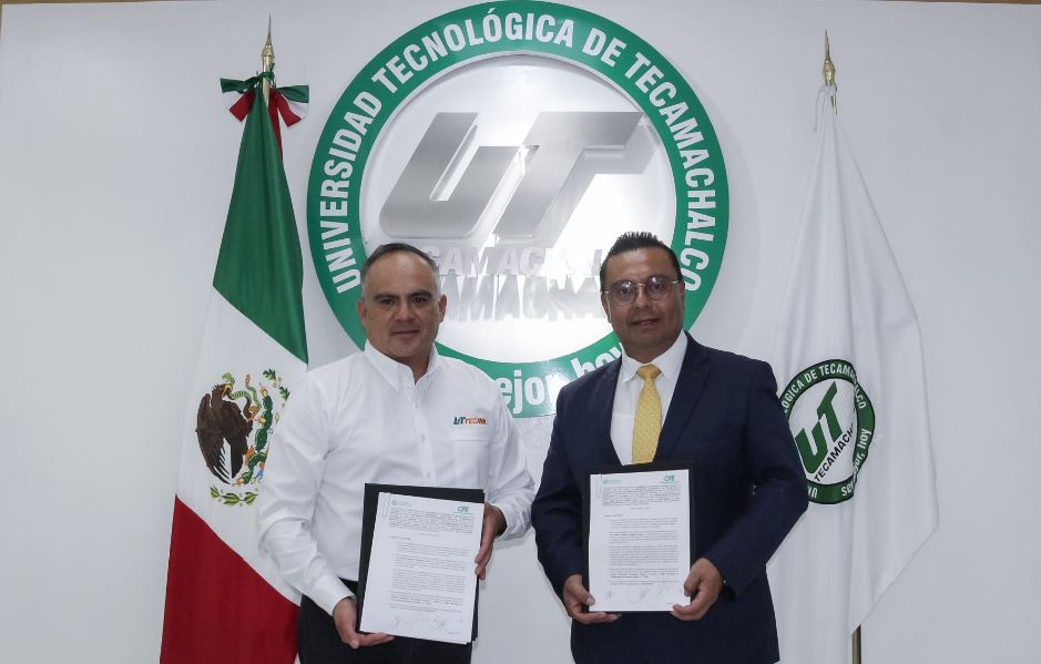 Foto: Cortesía UT Tecamachalco y CFE firman convenio para impulsar talento estudiantil