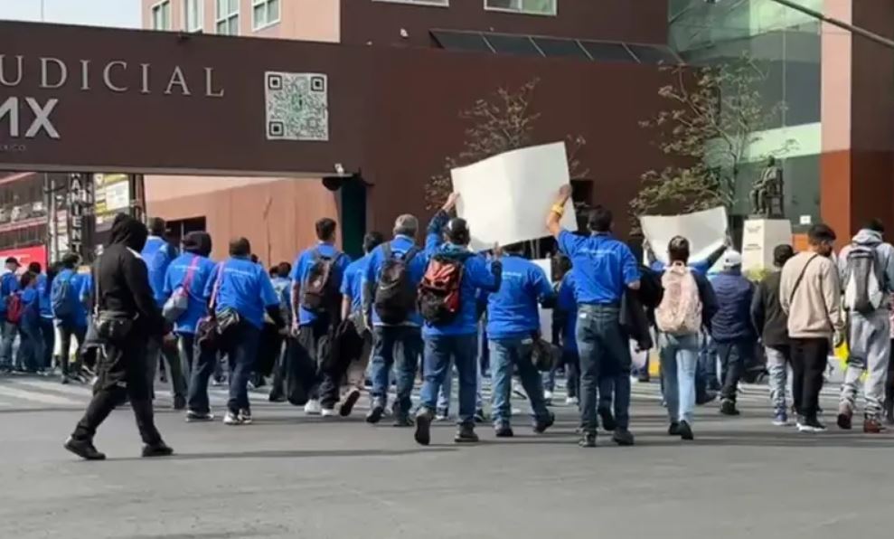Foto: Cortesía Trabajadores de "El Oso" protestan para recuperar insumos tras desalojo