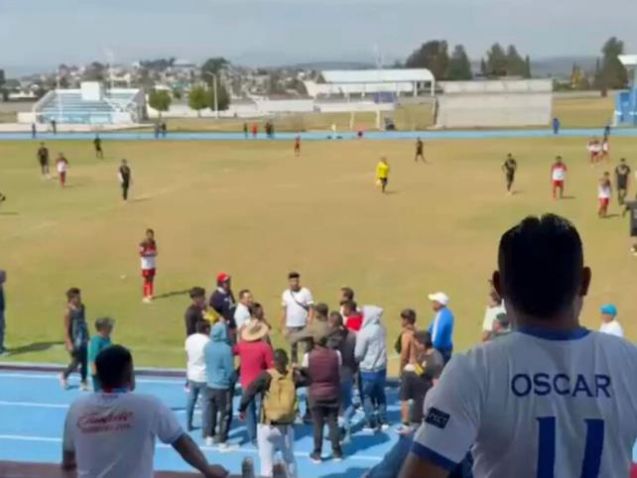 Foto: Cortesía Violencia en final de liga en Tlaxcala: disparos y caos en gradas