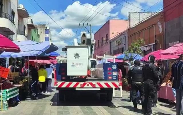 Foto: Cortesía Ambulantes tenían instaladas ilegalmente 19 cámaras para vigilar Centro Histórico de Puebla
