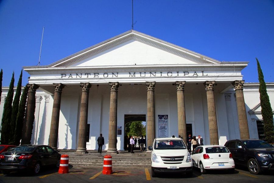 Ayuntamiento de Puebla analiza la ampliación del Panteón Municipal