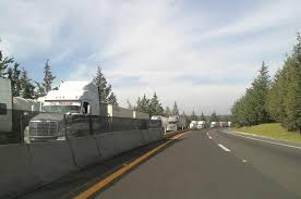 Foto: Cortesía Choque múltiple en libramiento Apizaco-Huamantla deja múltiples vehículos involucrados