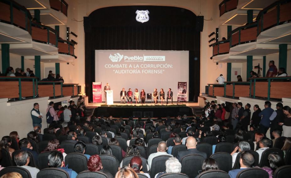 Foto: Cortesía Inauguración de la conferencia sobre Auditoría Forense