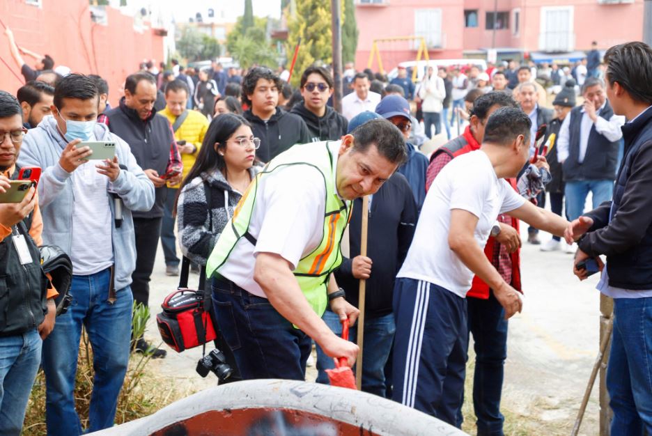 Foto: Cortesía Alejandro Armenta lidera jornada de limpieza en Coronango