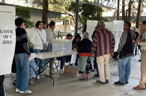 Foto: Cortesía Respaldan diputados de Puebla que IEE se haga cargo de plebiscitos en el futuro
