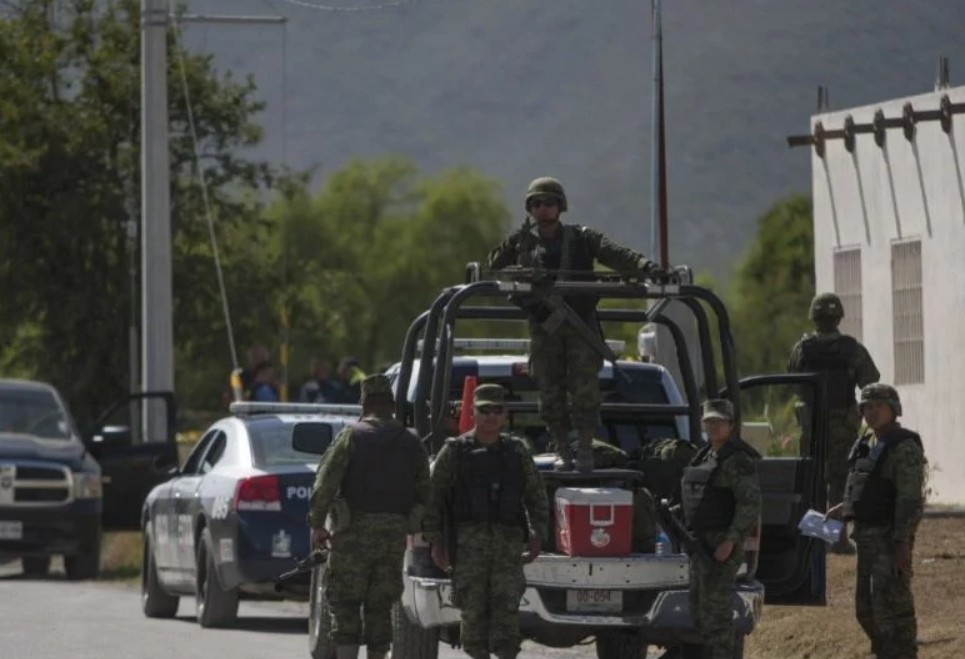 Balacera en Nuevo León deja cinco fallecidos y un policía herido
