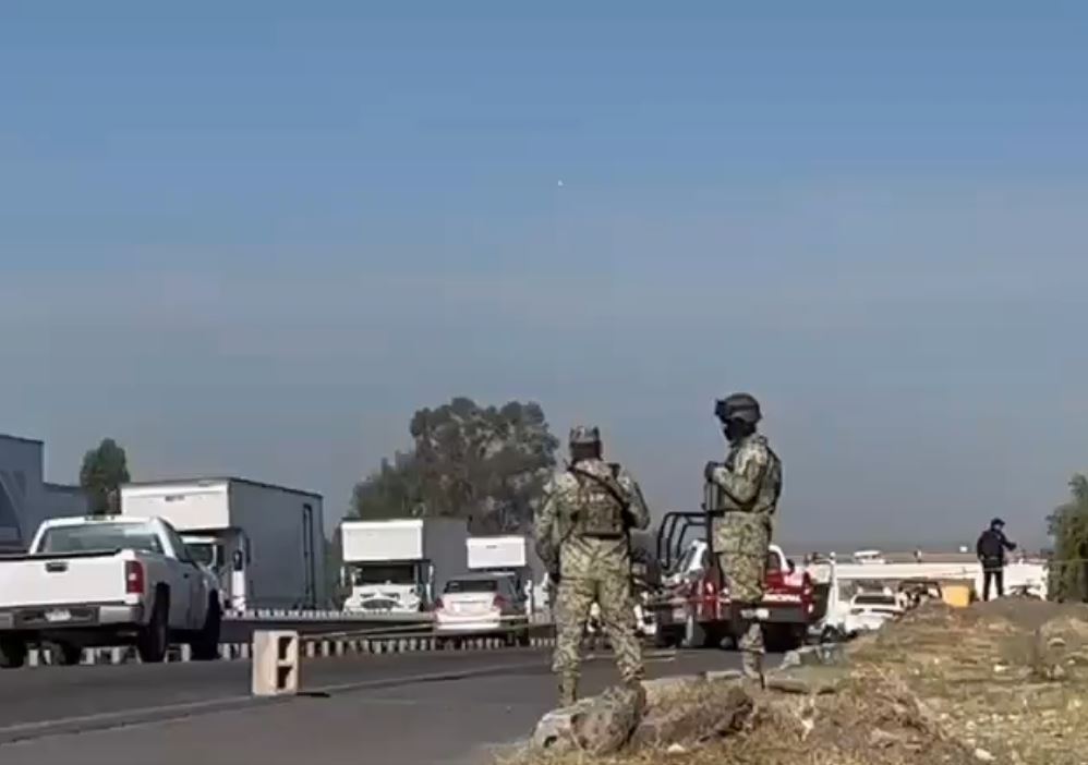 Foto: Cortesía Hallan bolsa con posibles restos humanos en la México-Puebla