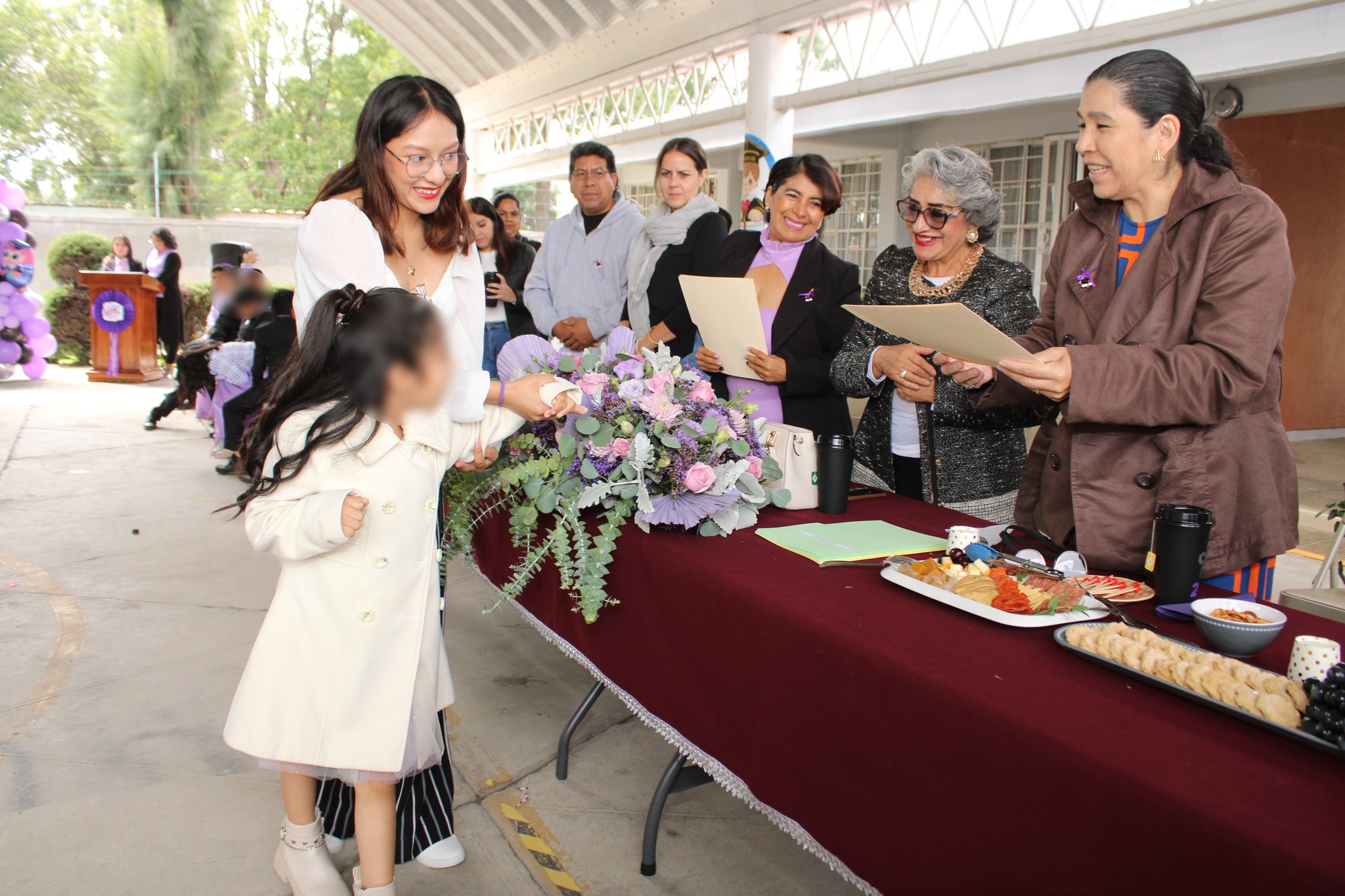 Por: Cortesía Lula Pineda Reconocen logros académicos en ceremonia de graduación del CAM “Yolojpili”
