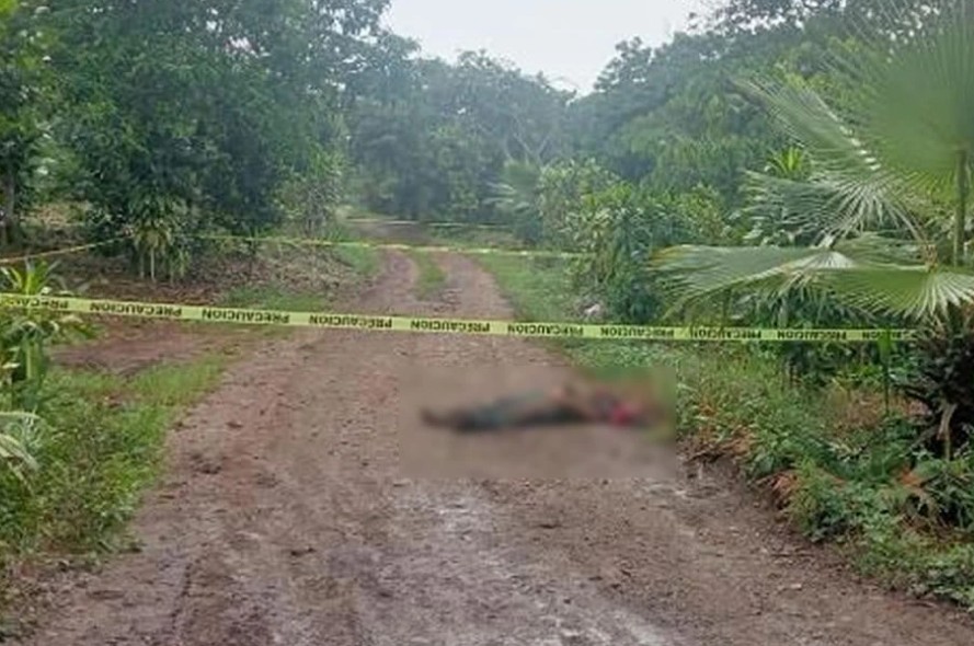 Foto: Cortesía Encuentran a dos hombres asesinados con machete en Xicotepec