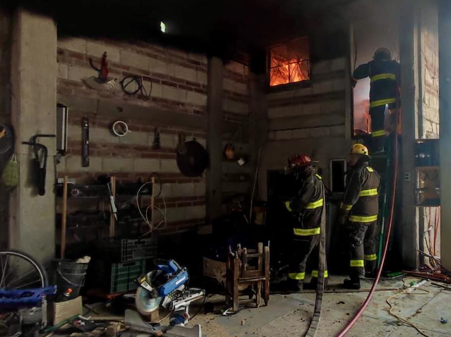 sach controlan incendio 3